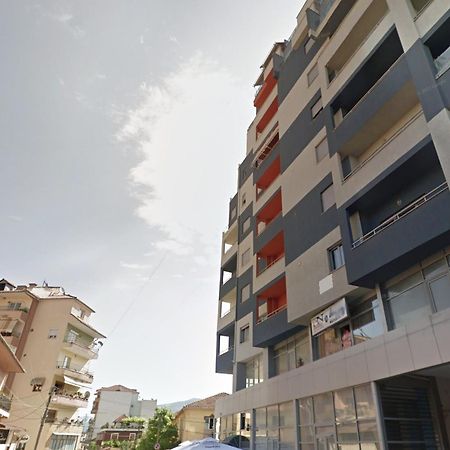 شقة Cozy Elegance Above Korca المظهر الخارجي الصورة